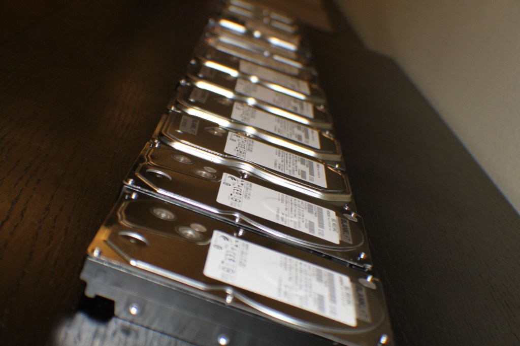 硬碟銷毀-硬碟消磁-消磁-消磁機-磁帶銷毀-磁帶消磁-委外服務-硬碟粉碎-磁帶粉碎-儲存媒體-儲存媒體銷毀-儲存媒體消磁-NAID